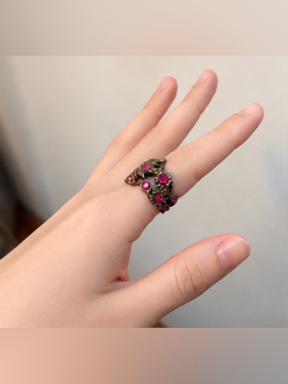 Floral Ring With Pink Crystals
